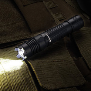 بررسی چراغ قوه OLight M1X Striker نهایت استقامت در اندازه ای کوچک