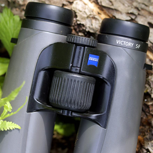 بررسی Zeiss VICTORY SF 8x42 دوربین دو چشمی سبک وزن با بزرگ نمایی بالا