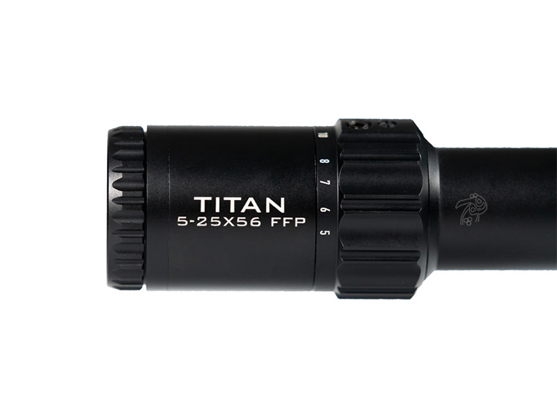 دوربین روی سلاح المنت تایتان 5 تا 25 در 56 با رتیکل EHR-1C واحد کلیک موآ و FFP